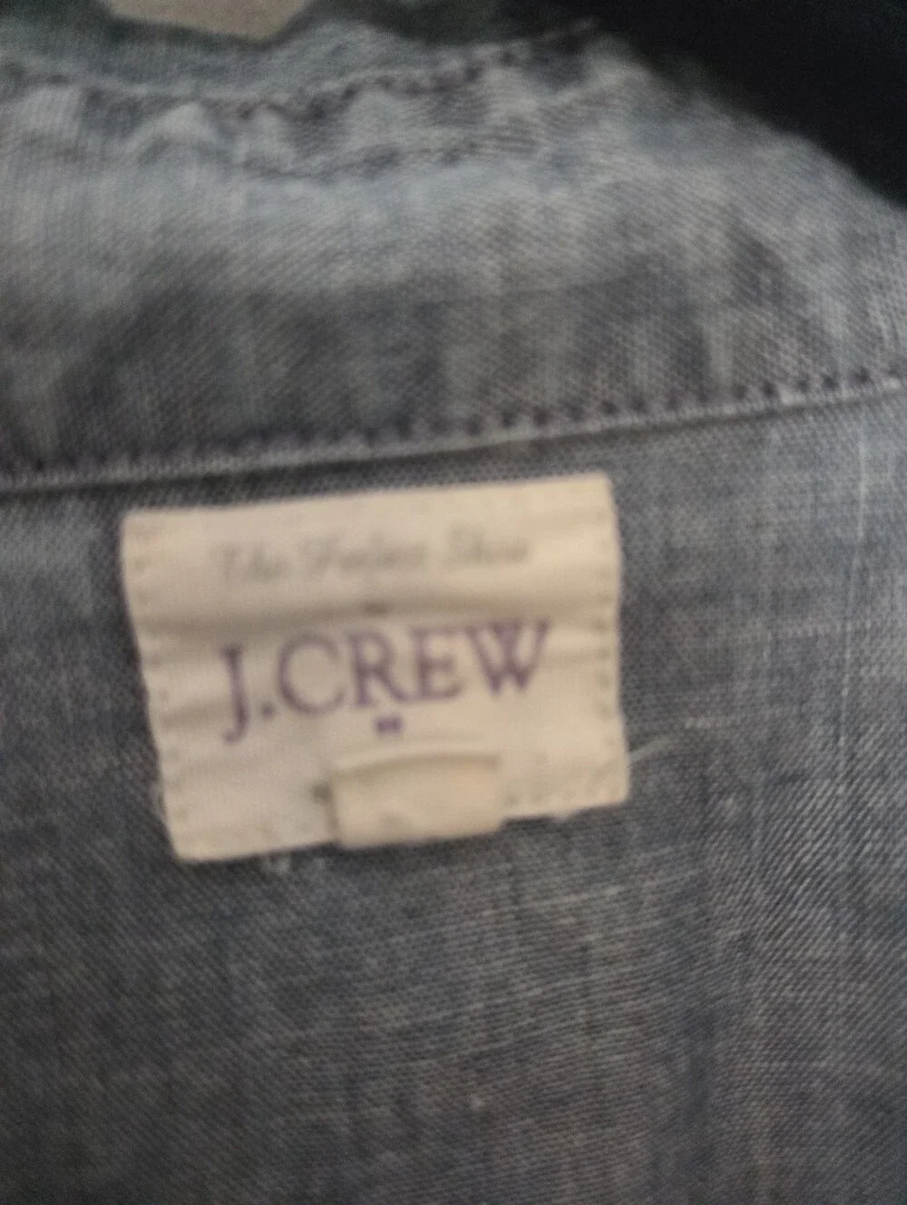 J.Crew The Perfect Shirt Light Wash Cotton Chambray Button Down Roll Tab Size 4